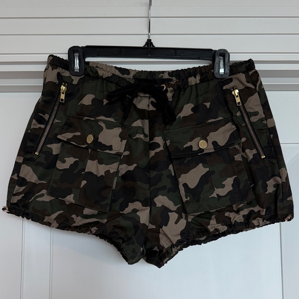 Cynthia Rowley Olive Camo Cargo Drawstring Shorts size small